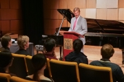 005 Chairman of the Board William S Hearst greeting the new contestants